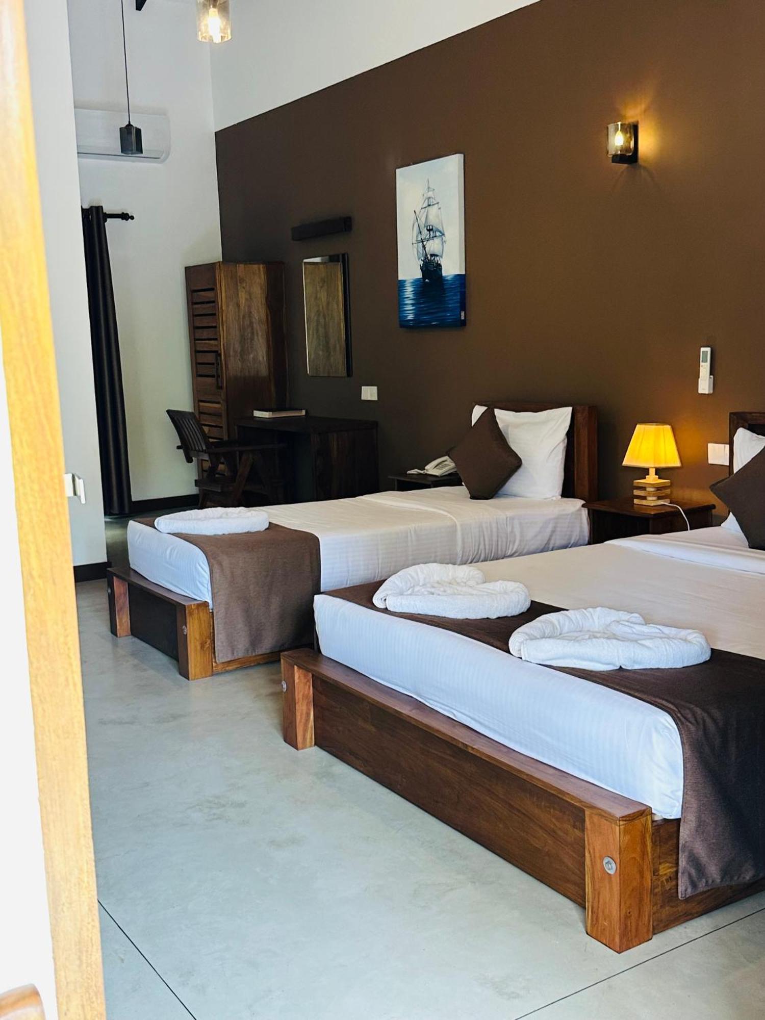 Hotel Heladiv Anuradhápura Exteriér fotografie