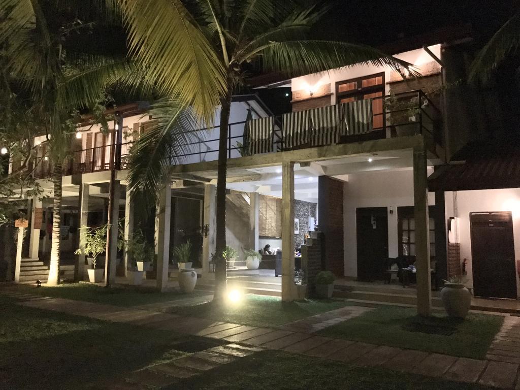 Hotel Heladiv Anuradhápura Exteriér fotografie
